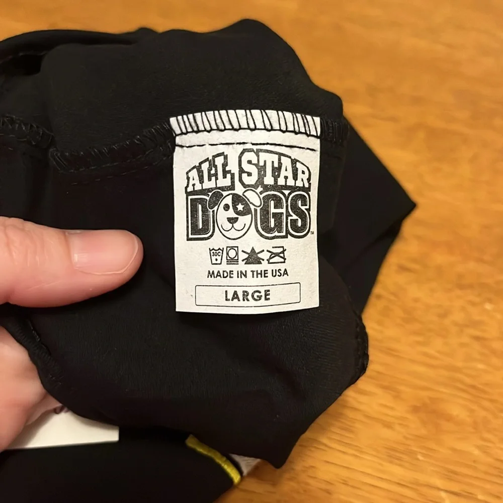 Appalachian State Mountaineers Logo on Black Dog Shirt Size Large NWT
